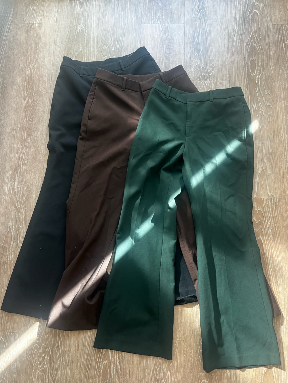 BUNDLE 3 - Uniqlo Smart Flare Pants